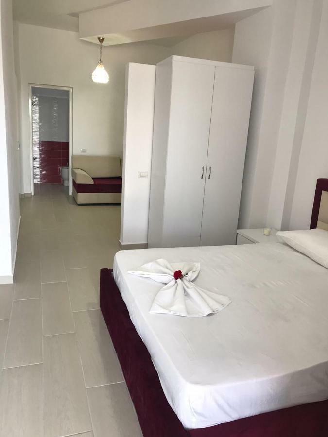 Bregu D.etit.  Bed & Breakfast Vlorë Exterior foto